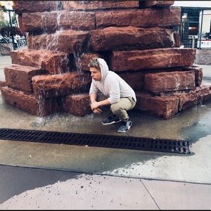 Meet your Posher, Drew